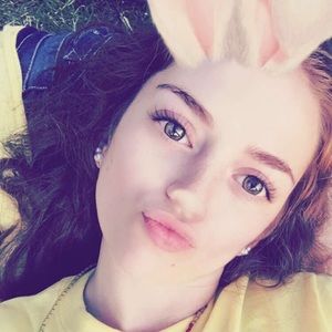 Meet your Posher, Jade